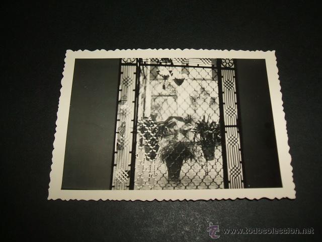 Fotografia antiga: CORDOBA UN PATIO ANTIGUA FOTOGRAFIA POR VIAJERO FRANCES A&Ntilde;OS 40