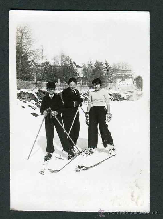 Fotograf&iacute;a antigua: Esqu&iacute;. Tres esquiadores. Preciosa foto. Pirineos. c. 1935