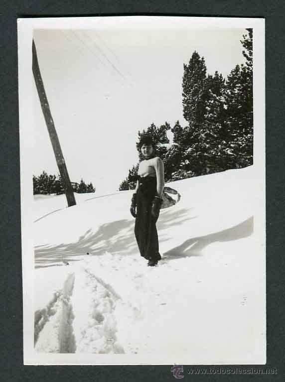 Fotograf&iacute;a antigua: Esqu&iacute;. Esqu&iacute; de fondo. Esquiadora estilo a&ntilde;os trenta- 2. c. 1935