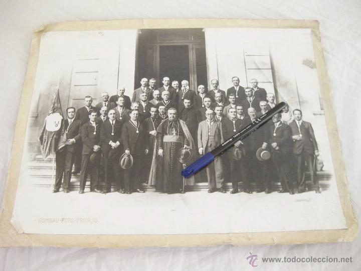 Antique Photography: FOTOGRAFIA DEL OBISPO DE SALAMANCA FRANCISCO FRUTOS VALIENTE ACOMPA&Ntilde;ADO DE ALGUNA CONGREGACION. 1929