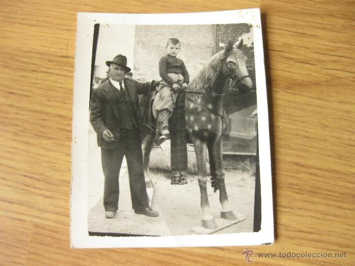 Antique Photography: FOTOGRAFIA DE LOS A&Ntilde;OS 30 DE UN NI&Ntilde;O SUBIDO EN UN CABALLO DE CARTON