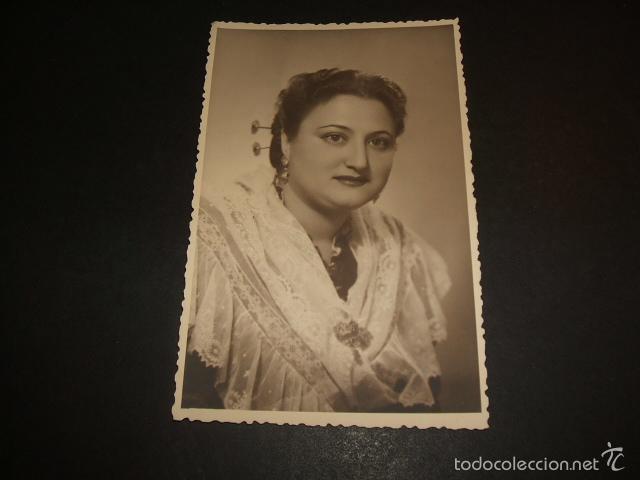 Photographie ancienne: CASTELLON MUJER CON TRAJE TIPICO FOTOGRAFIA SANCHIS FOTOGRAFO