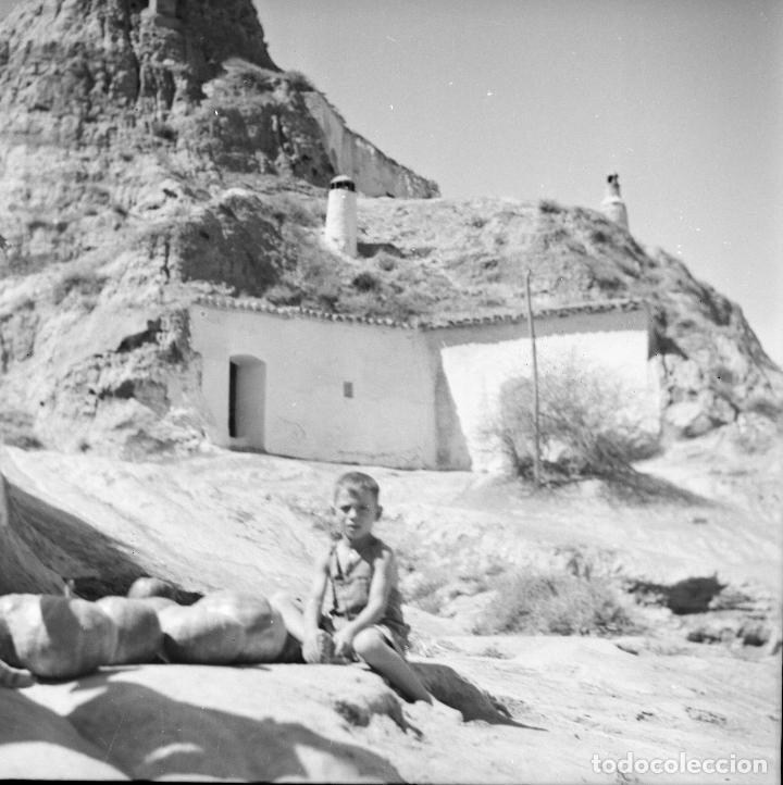 Fotografia antiga: GUADIX GRANADA AÑOS 40 NEGATIVO CELULOIDE 6 X 6 CMTS