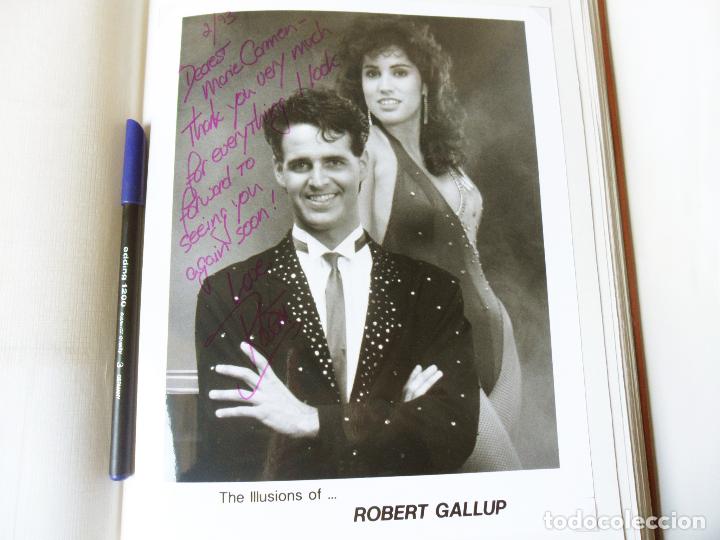 Fotograf&iacute;a antigua: FOTOGRAFIA CON LA DEDICATORIA O AUTOGRAFO Y FIRMA DEL ILUSIONISTA Y MAGO ROBERT GALLUP - 1993
