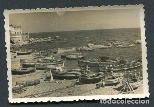 Alte Fotografie: Calella de Palafrugell. Embarcaciones en la playa de Calella. Ca. 1950