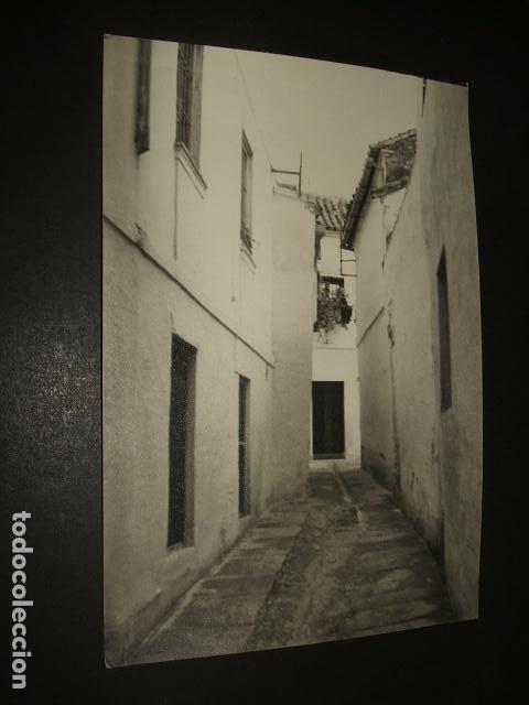 Fotograf&iacute;a antigua: CORDOBA UNA CALLE FOTOGRAFIA POR GONZALO RAMIREZ A&Ntilde;OS 50 12 X 18 CMTS