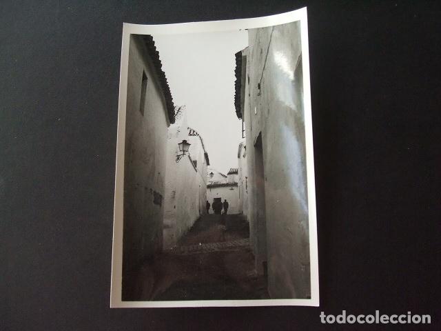 Photographie ancienne: ARCOS DE LA FRONTERA CADIZ ASPECTO URBANO FOTOGRAFIA ANTIGUA 9 X 13 CMTS