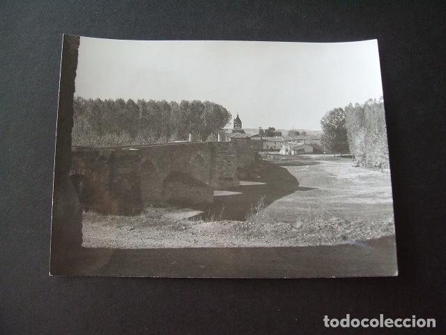 Photographie ancienne: HOSPITAL DE ORBIGO LEON VISTA FOTOGRAFIA ANTIGUA 7,5 X 10,5 CMTS
