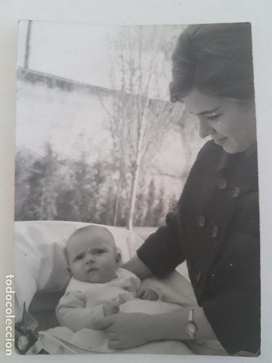 Photographie ancienne: MADRE CON BEB&Eacute; GUADALAJARA FOTOGRAFIA A&Ntilde;OS 50