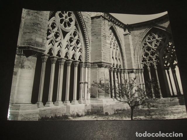 Fotografia antiga: LERIDA CATEDRAL CLAUSTRO FOTOGRAFIA ANTIGUA POR VIAJERO FRANC&Eacute;S 13 X 18 CMTS
