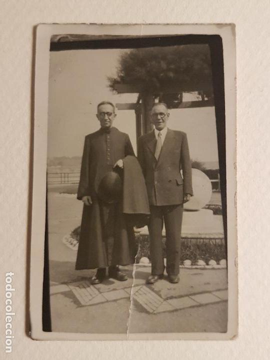 retrato sacerdote y señor con traje - Comprar Fotografía antigua  Gelatinobromuro en todocoleccion - 147738150