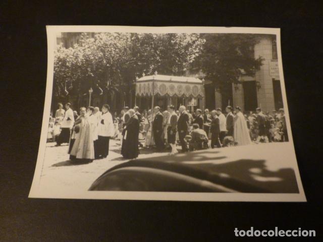Fotografia antiga: SAN SEBASTIAN PROCESION DEL CORPUS CHRISTI ANTIGUA FOTOGRAFIA 7,5 X 10,5 CMTS