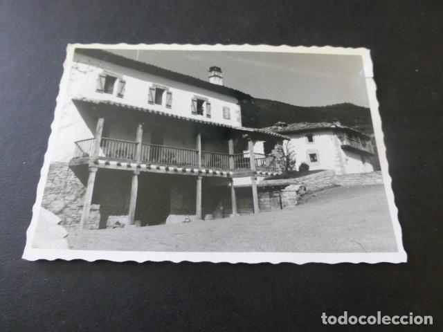 Fotograf&iacute;a antigua: SORAUREN NAVARRA ASPECTO URBANO ANTIGUA FOTOGRAFIA 7 X 10 CMTS