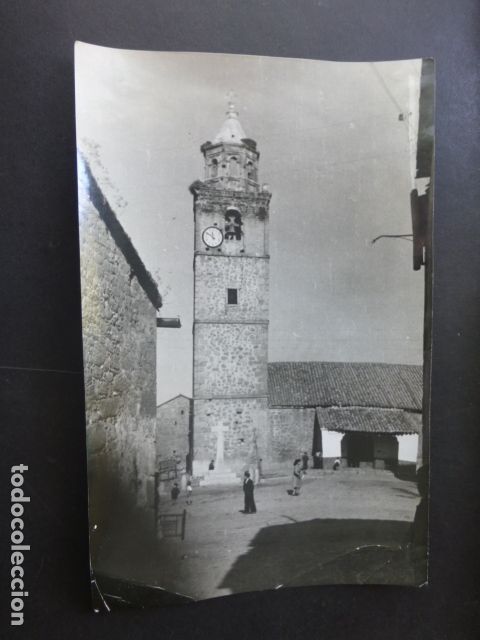 Fotograf&iacute;a antigua: TALAVERA LA VIEJA CACERES TORRE DE LA IGLESIA Y PLAZA DESAPARECIDA ANTIGUA FOTOGRAFIA A&Ntilde;OS 40