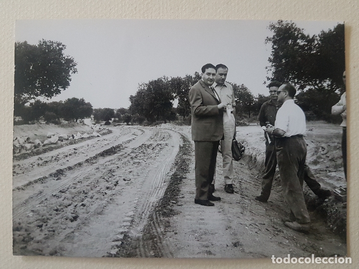 Photographie ancienne: RETRATO HOMBRES EN EL CAMPO FOTOGRAF&Iacute;A A&Ntilde;OS 60