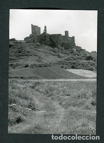 Fotograf&iacute;a antigua: SORIA. Calata&ntilde;azor. Castillo. c. 1965 - Foto 1