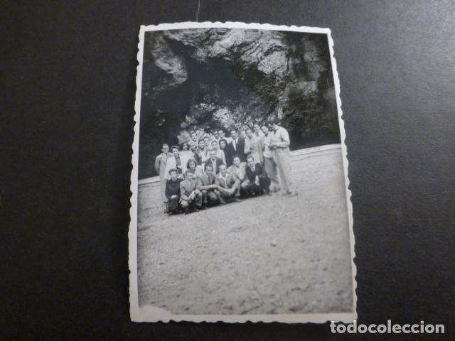 Alte Fotografie: COVADONGA ASTURIAS GRUPO FOTOGRAFIA A&Ntilde;OS 40 6 X 9 CMTS