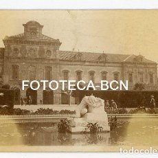 Fotografía antigua: FOTO ORIGINAL BARCELONA PALACIO PARC DE LA CIUTADELLA ESCULTURA EL DESCONSOL JOSEP LLIMONA AÑOS 20. Lote 194689585