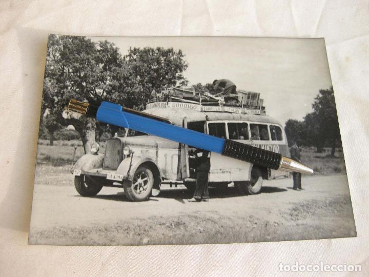 Fotograf&iacute;a antigua: COPIA DE LOS A&Ntilde;OS 70 DE LA FOTGRAF&Iacute;A DE UN COCHE DE LINEA DE LOS A&Ntilde;OS 50 . CIUDAD REAL