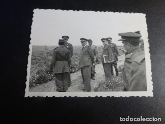 Antique Photography: EL FERRAL DEL BERNESGA LEON CAMPAMENTO MILITAR OFICIALES FOTOGRAFIA JUNIO 1958 6 X 8,5 CMTS