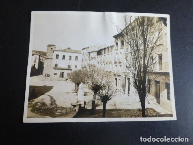 Fotografia antica: PLAZA DE LOCALIDAD A IDENTIFICAR FOTOGRAFIA A&Ntilde;OS 20 9 X 10,5 CMTS