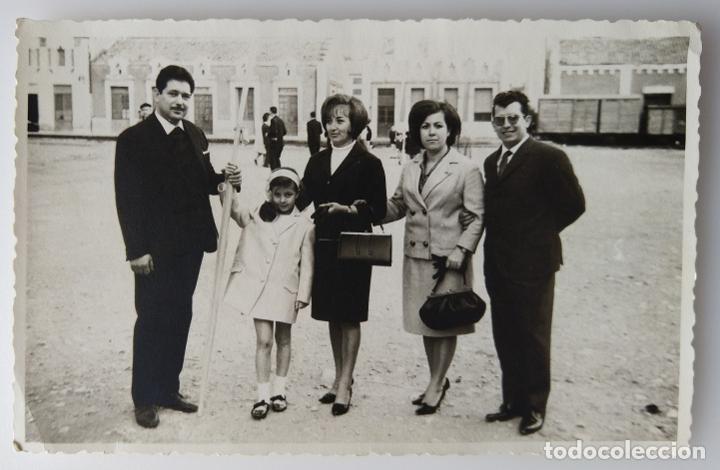Fotografia antiga: ALCOY FOTOGRAFO CARBONELL ESTACION TREN ALCOY-GANDIA