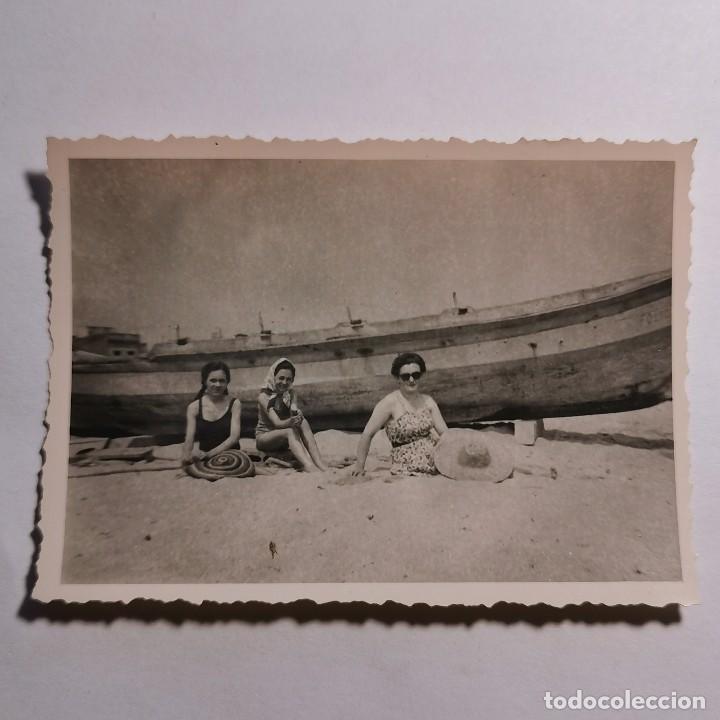 Photographie ancienne: FOTOGRAFIA - EN LA PLAYA CON LA BARCA - A&Ntilde;O 1946 - ARCHIVO FOTOGR&Aacute;FICO PINTOR LLUIS MART&Iacute; GRAS / 147