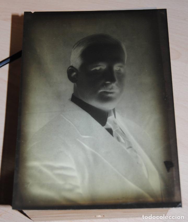Fotograf&iacute;a antigua: ANTIGUO NEGATIVO DE ACETATO FOTOGRAFIA DE UN SE&Ntilde;OR FORMATO GRANDE DE 12,5 17,5 CENTIMETROS