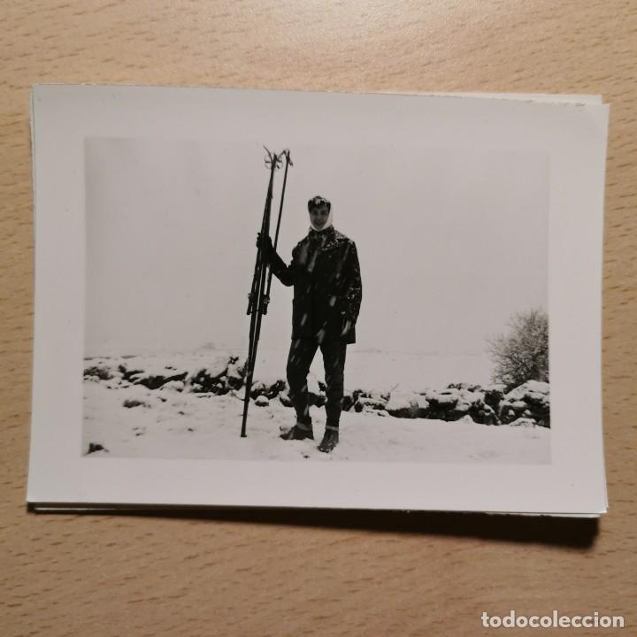 Antique Photography: ANTIGUA FOTOGRAFIA - HOMBRE ESQUIANDO EN LA MOLINA (CATALU&Ntilde;A) - A&Ntilde;OS 60 - 11,7 X 8,6 CM / 224