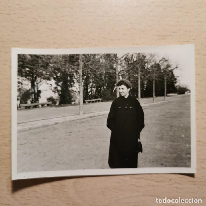 Fotograf&iacute;a antigua: ANTIGUA FOTOGRAFIA - MONTJUICH - MONTJUIC - JARDINES - A&Ntilde;OS 60 - 10,4 X 7,2 CM / 255