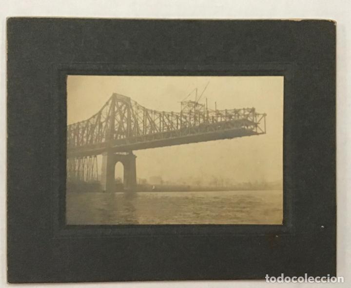 Fotograf&iacute;a antigua: FOTOGRAF&Iacute;A CONSTRUCCI&Oacute;N DEL PUENTE DE BLAKWELLS ISLAND BRIDGE (MANHATTAN). 10 X 12,5 CM.