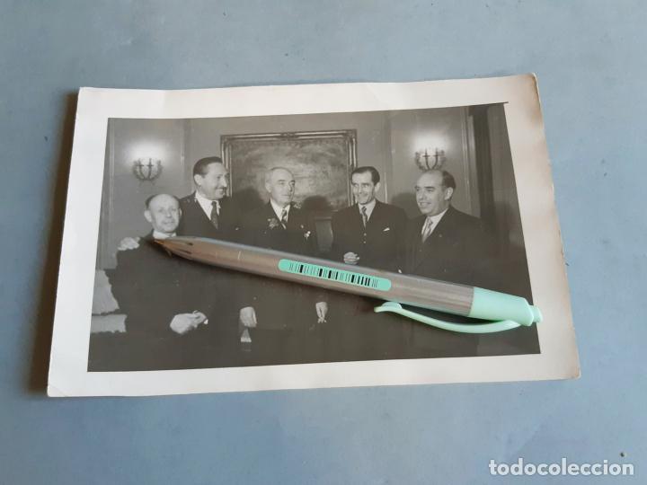 Fotograf&iacute;a antigua: FOTOGRAF&Iacute;A FIRMADA DE ALGUN ACTO DESCONOCIDA - 9 DE DICIEMBRE DE 1951