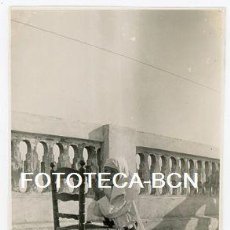 Fotografía antigua: FOTO ORIGINAL NIÑA DISFRAZADA DE MONJA CATALUNYA AÑOS 30