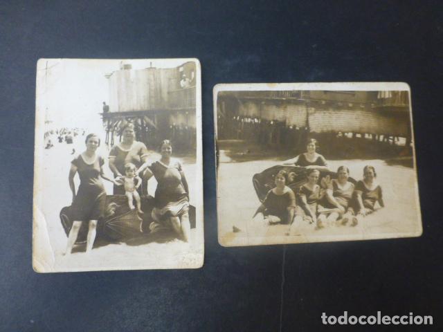 Fotografia antiga: ALICANTE MUJERES EN LA PLAAYA BALNEARIO 2 FOTOGRAFIAS HACIA 1920 7 X 9 CMTS