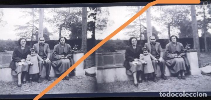 Antique Photography: Antiguo negativo de fotograf&iacute;a estereosc&oacute;pica.Familia catalana.Cercan&iacute;as de Barcelona.a&ntilde;os 30/40.