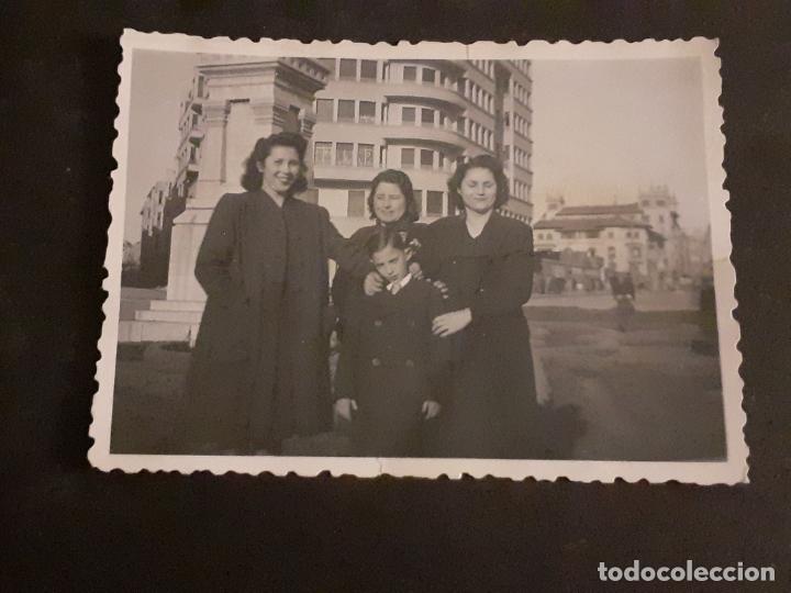 Antique Photography: LEON GRUPO JUNTO A GUZMAN ANTIGUA FOTOGRAFIA A&Ntilde;OS 40 6 X 9 CMTS