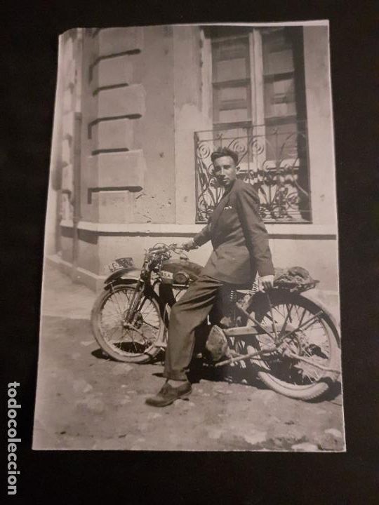Antique Photography: LEON JOVEN EN MOTOCICLETA MATRICULA LE ANTIGUA FOTOGRAFIA 1932 5,5 X 8,5 CMTS