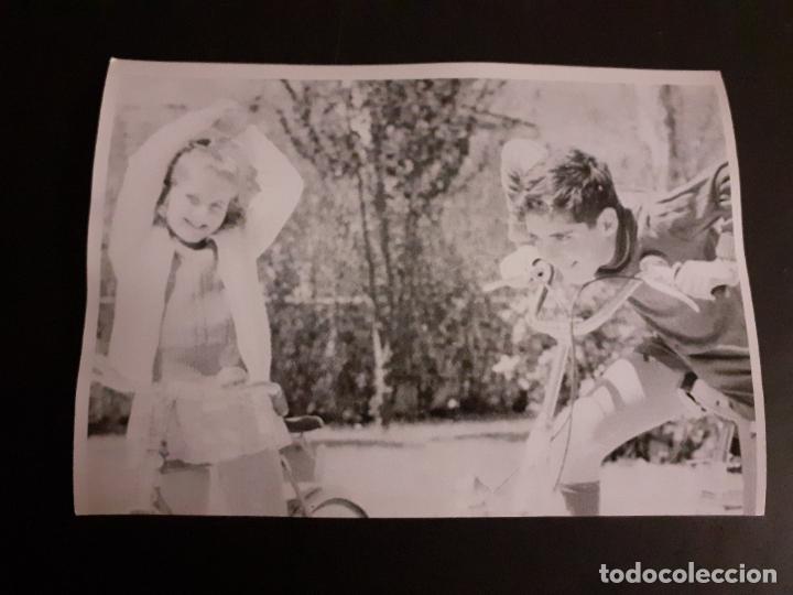 Fotografia antica: NI&Ntilde;OS JUGANDO ANTIGUA FOTOGRAFIA 13 X 18 CMTS