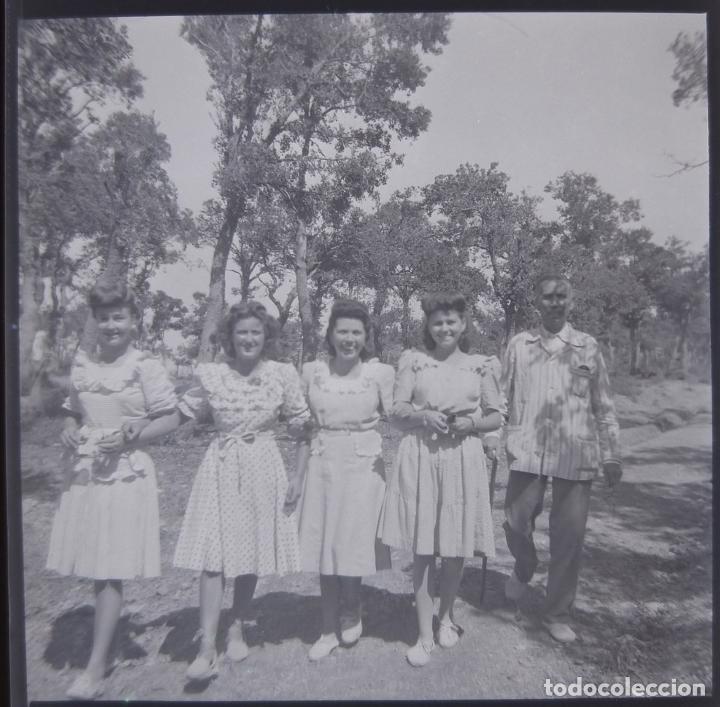 Fotografia antiga: ALCOY FUENTE ROJA LOTE 6 NEGATIVOS CELULOIDE TAMA&Ntilde;O 6 X 6 CM.