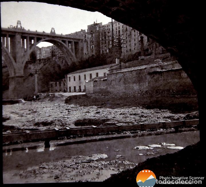 Antique Photography: ALCOY PUENTE SAN JORGE NEGATIVO CELULOIDE 6 X 6 CM.