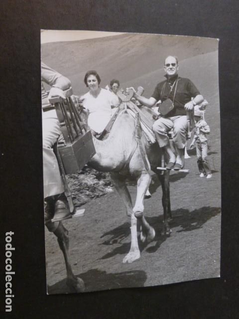 Antique Photography: CANARIAS TURISTAS EN CAMELLO FOTOGRAFIA 10,5 X 15 CMTS