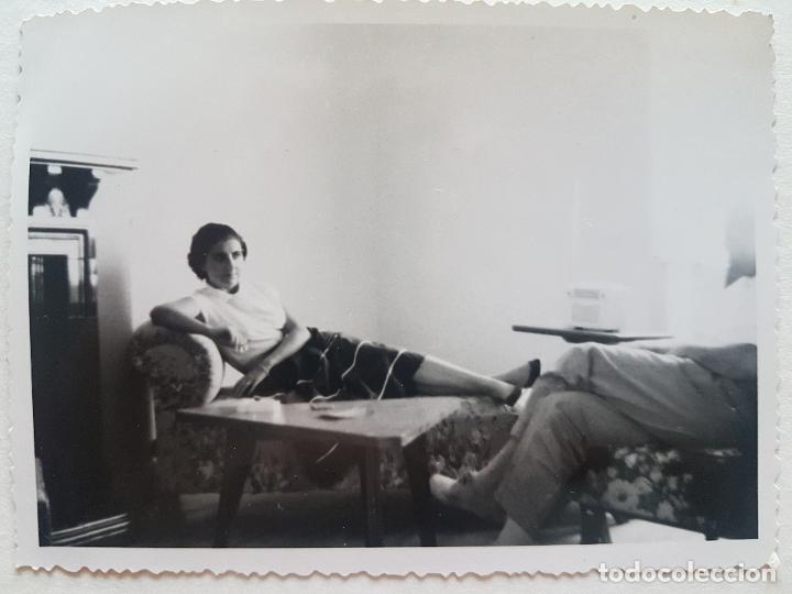 Alte Fotografie: RETRATO MUJER DIVAN ANTIGUA FOTOGRAFIA