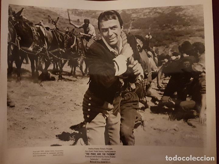 Photographie ancienne: ESCENA DE LA PELICULA ORGULLO Y PASION FOTOGRAFIA 1957 26 X 21 CMTS