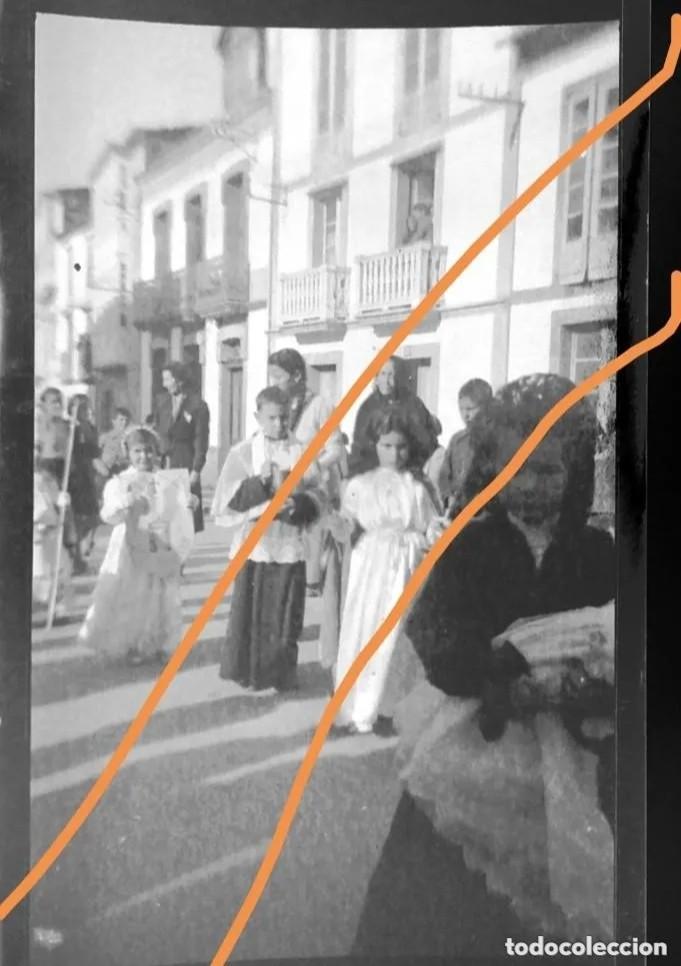 Antique Photography: Antiguo negativo. Clich&eacute; de fotograf&iacute;a.semana Santa.Zona Galicia,sin identificar. Antigua.