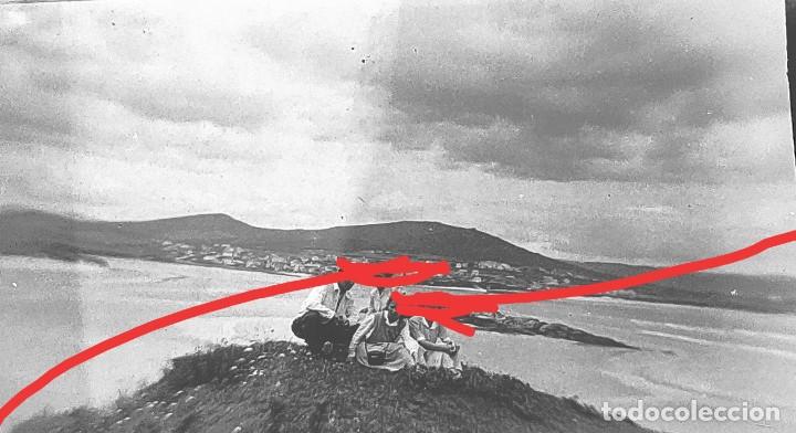 Antique Photography: Antiguo negativo. Clich&eacute; de fotograf&iacute;a. cercan&iacute;as.Galicia. sin identificar. Antigua.