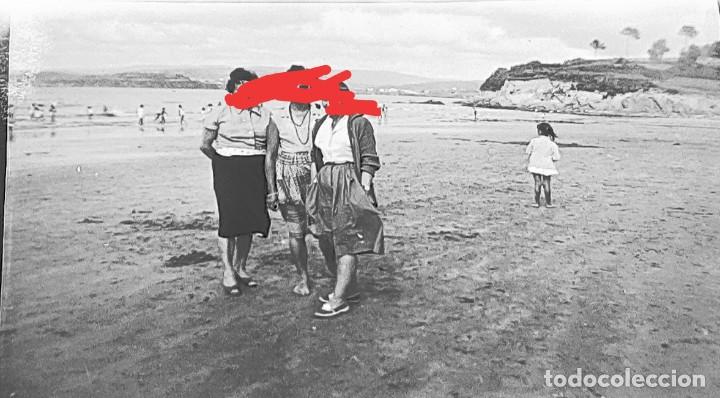 Fotograf&iacute;a antigua: Antiguo negativo. Clich&eacute; de fotograf&iacute;a. playa. Zona Galicia sin identificar. Antigua.