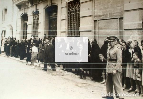 Fotograf&iacute;a antigua: GENTE DE BURRIANA INAUGURACION OFICINAS MUSEO DE LA NARANJA