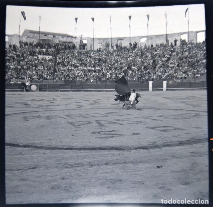 Antique Photography: ALCOY PLAZA DE TOROS NEGATIVO CELULOIDE TAMA&Ntilde;O 6 X 6 CM.