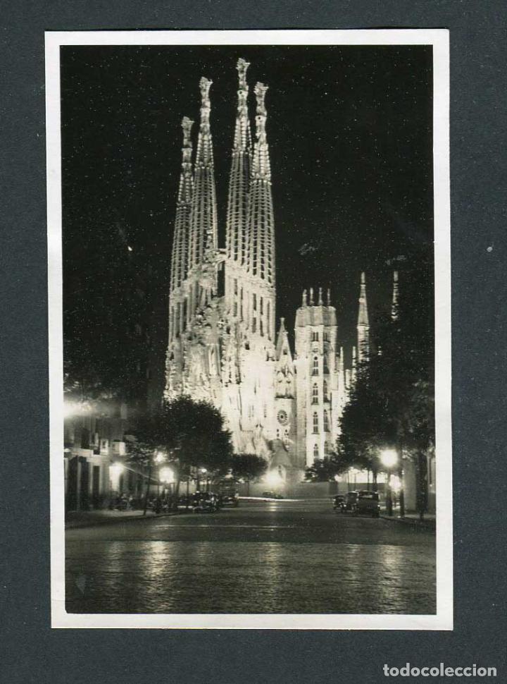 Fotograf&iacute;a antigua: LA SAGRADA FAMILIA. Fotograf&iacute;a nocturna. c.1955
