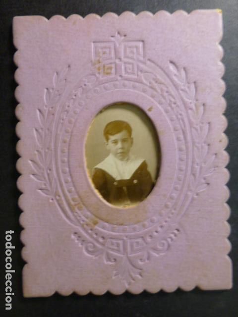 Fotograf&iacute;a antigua: RETRATO NI&Ntilde;O CON MARCO ORLADO ART NOUVEAU DEC&Oacute; 7,5 X 6 CTMS